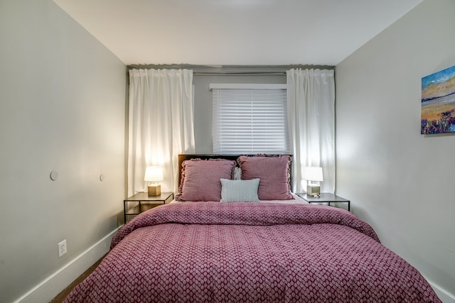 17215 Warrington Dr, Detroit, MI 48221 - bedroom with baseboards