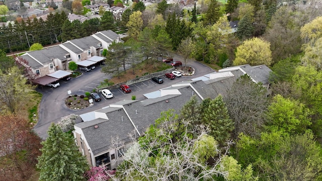 bird's eye view with a residential view