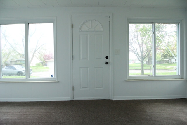 1068 La Salle Ave, Waterford, MI 48328 - foyer featuring baseboards and carpet floors