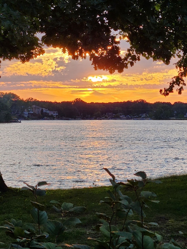 2305 Ridge Rd, White Lake, MI 48383 - water view