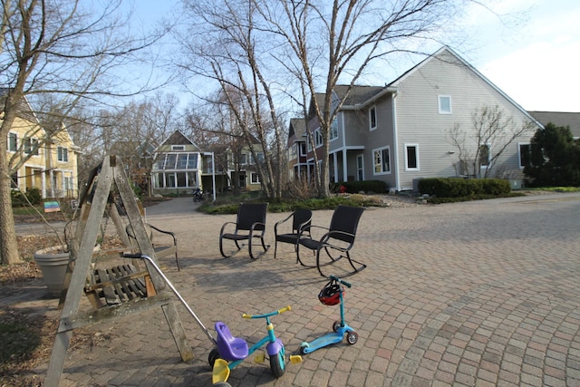 surrounding community featuring a residential view