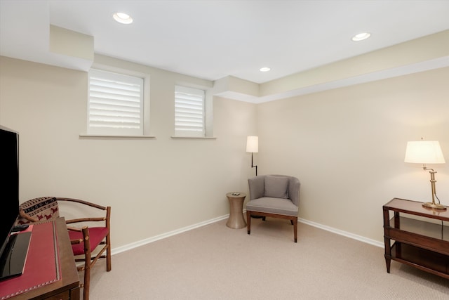 living area featuring carpet flooring, recessed lighting, and baseboards
