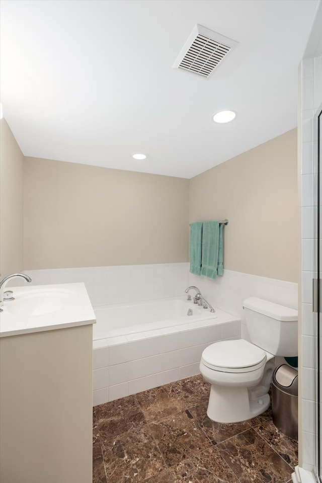 full bathroom featuring visible vents, recessed lighting, a bath, and toilet