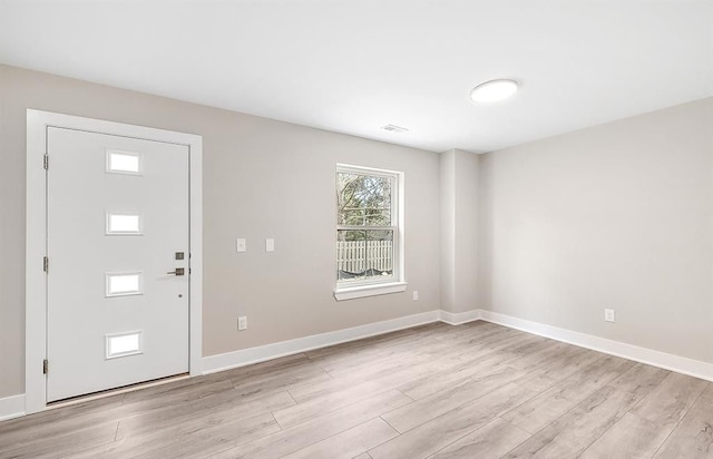 2878 Summers Pl, Troy, MI 48084 - foyer entrance featuring light wood-style floors and baseboards
