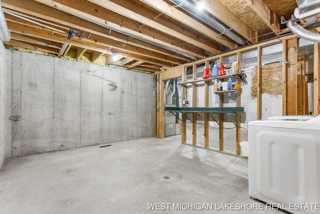 3087 38th St, Hamilton, MI 49419 - unfinished basement with washer / dryer