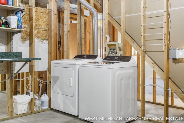 3087 38th St, Hamilton, MI 49419 - laundry area with laundry area and washer and clothes dryer