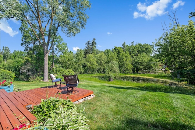 2330 N Pine Center Dr, West Bloomfield, MI 48323 - view of grassy yard featuring a deck