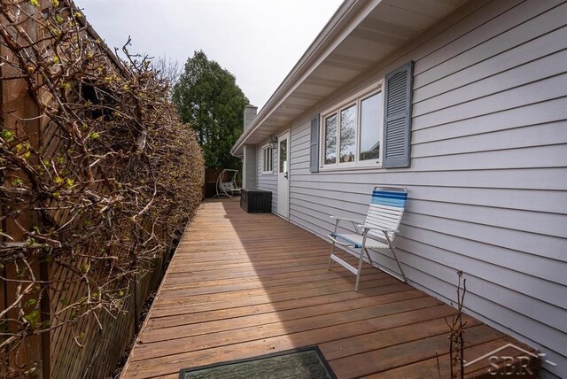 4438 N Verity Rd, Sanford, MI 48657 - view of wooden deck