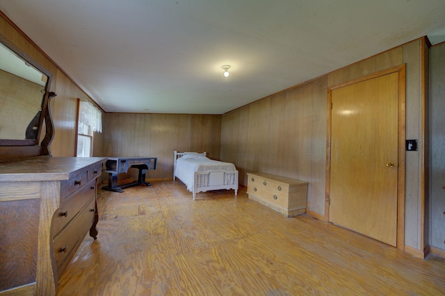 1197 S W Bay Shore Dr, Suttons Bay, MI 49682