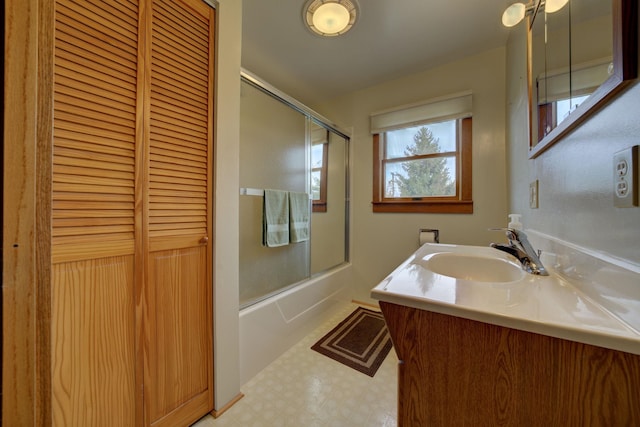 1197 S W Bay Shore Dr, Suttons Bay, MI 49682