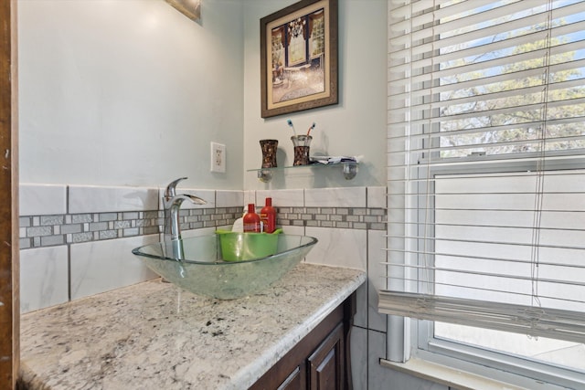 17172 Huntington Rd, Detroit, MI 48219 - bathroom featuring backsplash and vanity
