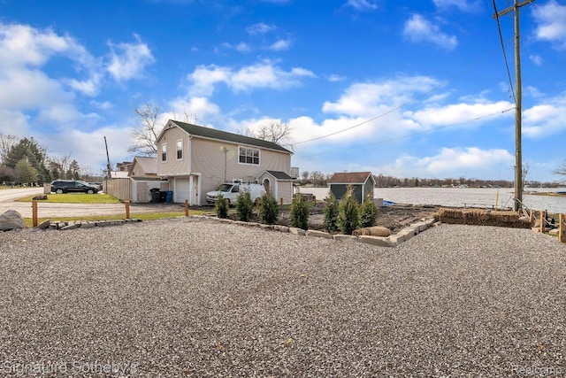 1717 S Hughes Rd, Brighton, MI 48114