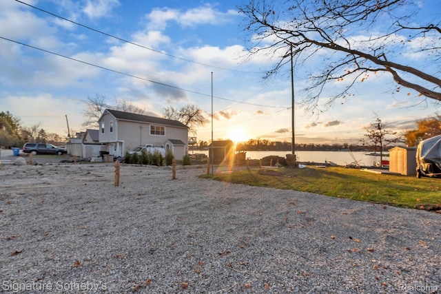 1717 S Hughes Rd, Brighton, MI 48114