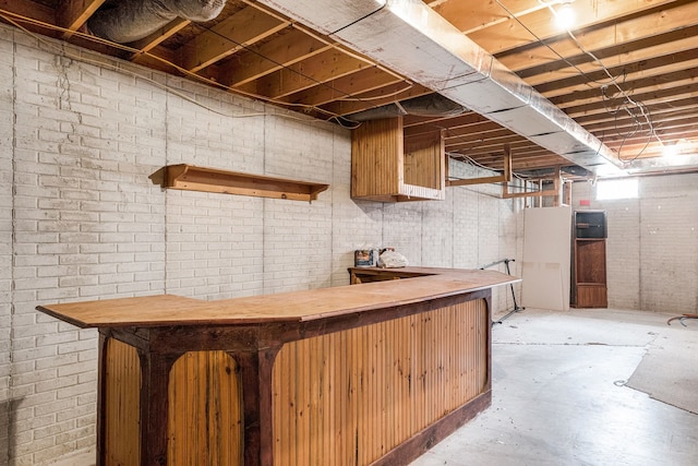 8239 Vanadia Dr, Mount Morris, MI 48458 - below grade area featuring a bar