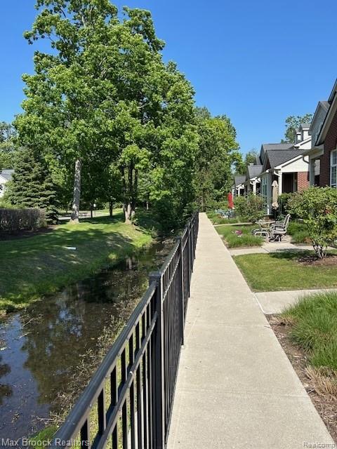 35202 Emma Cir, Walled Lake, MI 48390 - view of community