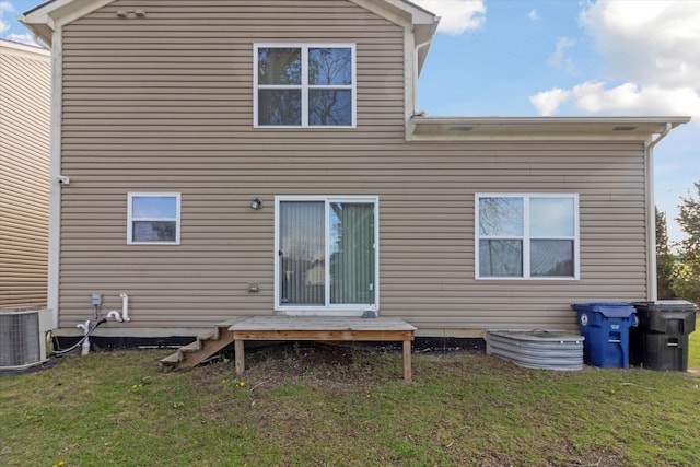 13943 Breakfast Dr, Redford, MI 48239 - rear view of property featuring cooling unit and a lawn