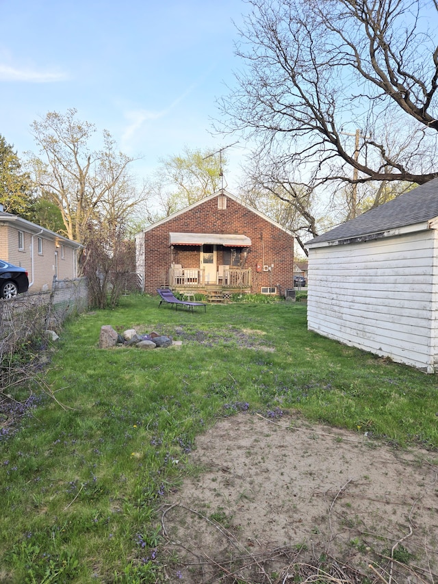 view of yard featuring fence