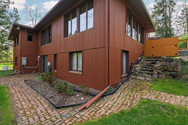 view of home's exterior