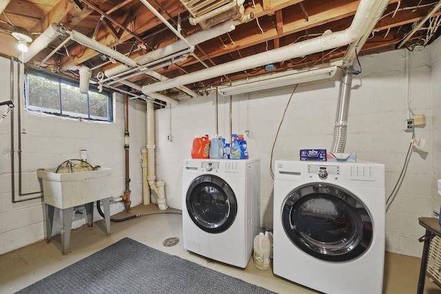 206 S Webster St, Jackson, MI 49203 - washroom featuring laundry area and washer and clothes dryer