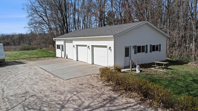 view of detached garage