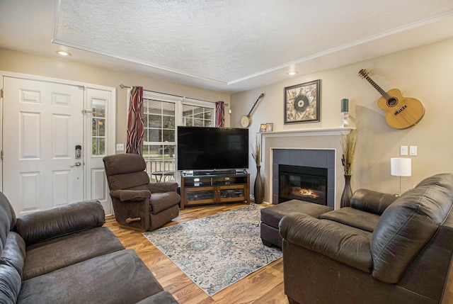 24260 Beacon Hill Ter, Mattawan, MI 49071 - living room with recessed lighting, a textured ceiling, and wood finished floors
