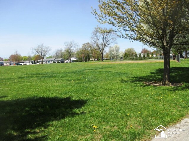 view of property's community