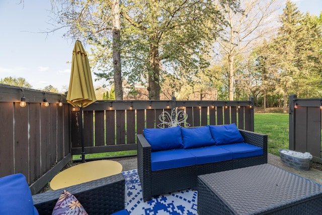 exterior space featuring outdoor lounge area