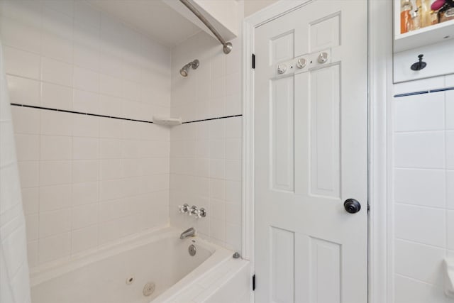 full bath featuring a combined bath / shower with jetted tub