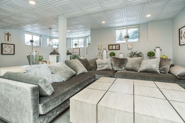 3960 Harvest Creek Ct, Rochester, MI 48306 - living room with recessed lighting and an ornate ceiling