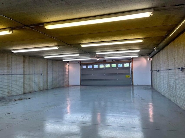 9080 Emerson Dr, Saline, MI 48176 - view of garage