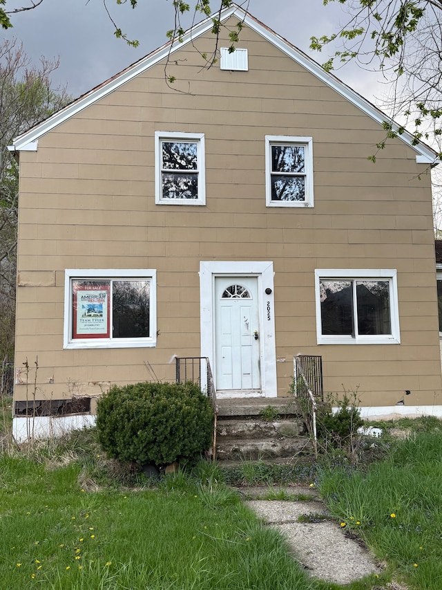 view of front facade with crawl space