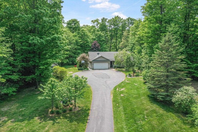5153 Silver Pines Rd, Traverse City, MI 49685