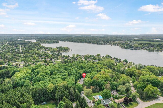 5153 Silver Pines Rd, Traverse City, MI 49685