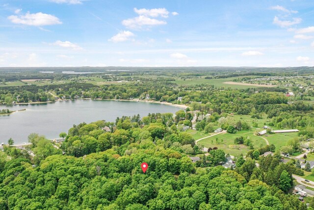5153 Silver Pines Rd, Traverse City, MI 49685
