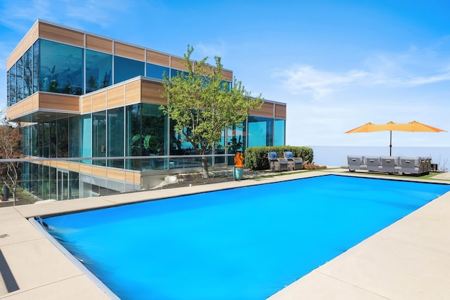 view of outdoor pool