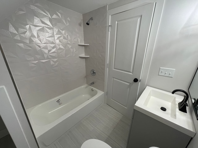 171 Davis St, Wyandotte, MI 48192 - bathroom with shower / bathtub combination and vanity