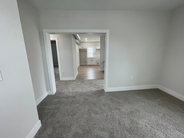 171 Davis St, Wyandotte, MI 48192 - empty room featuring carpet flooring and baseboards
