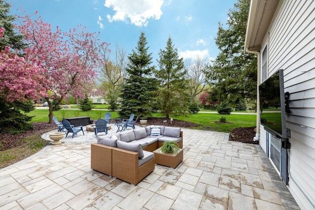view of patio with outdoor lounge area