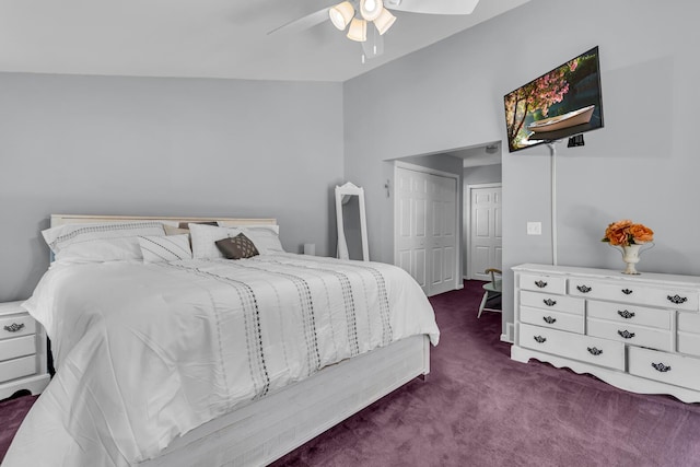 carpeted bedroom featuring a ceiling fan