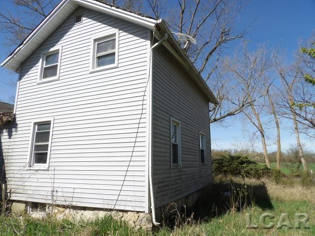 view of side of property