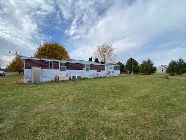 1771 S Hurds Corner Rd, Caro, MI 48723 - photo 4