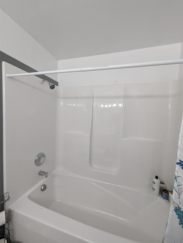 3344 E Huron, Au Gres, MI 48703 - full bathroom featuring shower / tub combo