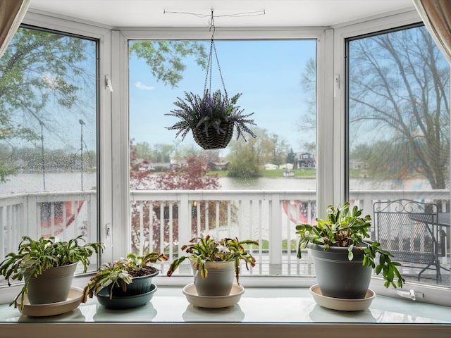 view of sunroom / solarium