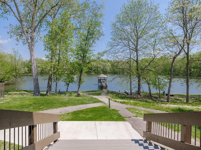 3603 Woodcliff Dr, Kalamazoo, MI 49008 - water view
