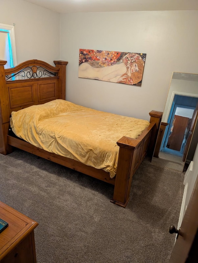 2326 Southampton Ave, Grand Blanc, MI 48507 - bedroom with carpet floors
