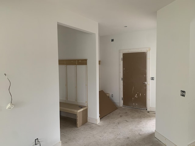 3112 Thornbury Dr, Holland, MI 49424 - corridor featuring baseboards