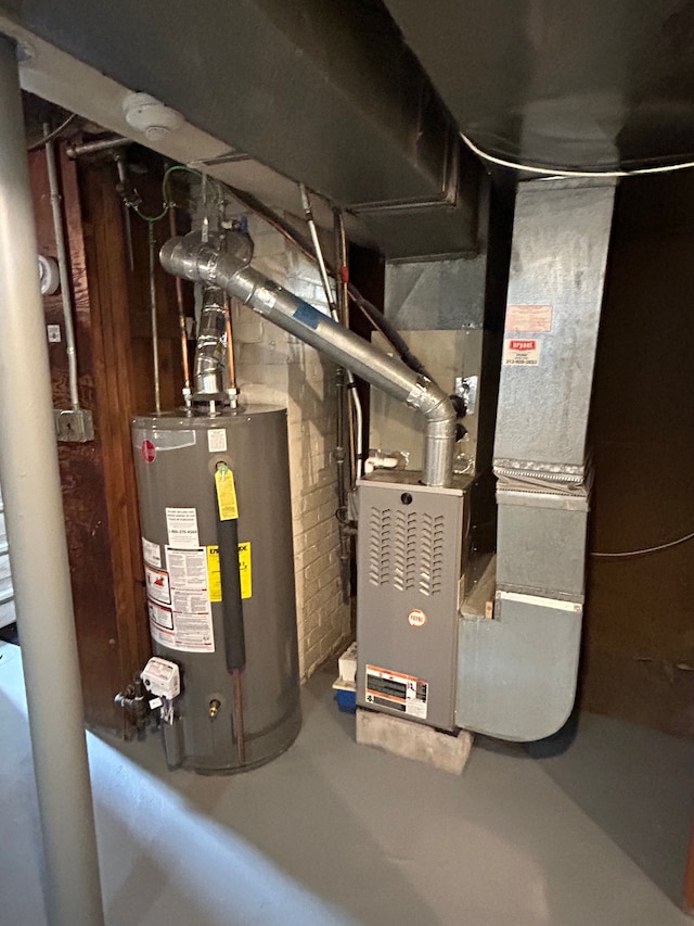 2528 Corbin St, Melvindale, MI 48122 - utility room with water heater