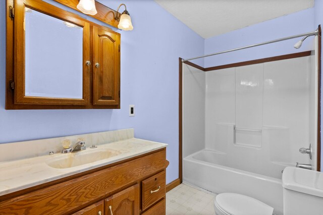 5156 Kellie St, Mesick, MI 49668