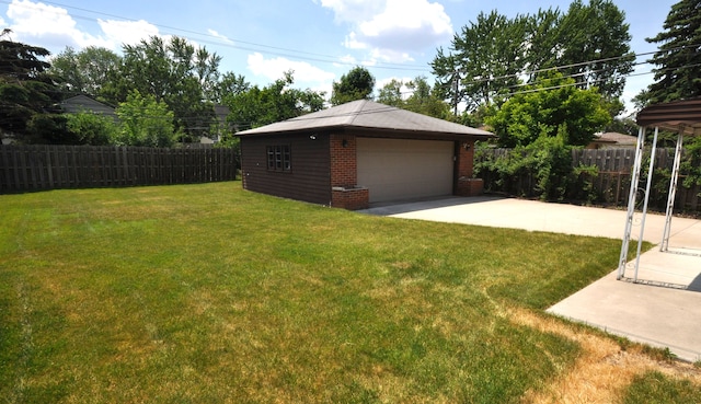 1506 E Windemere Ave, Royal Oak, MI 48073 - view of yard featuring fence, an outbuilding, and a garage