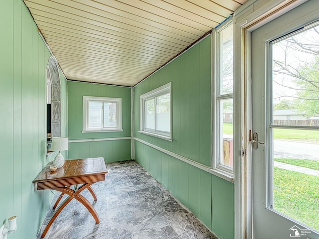 view of sunroom / solarium